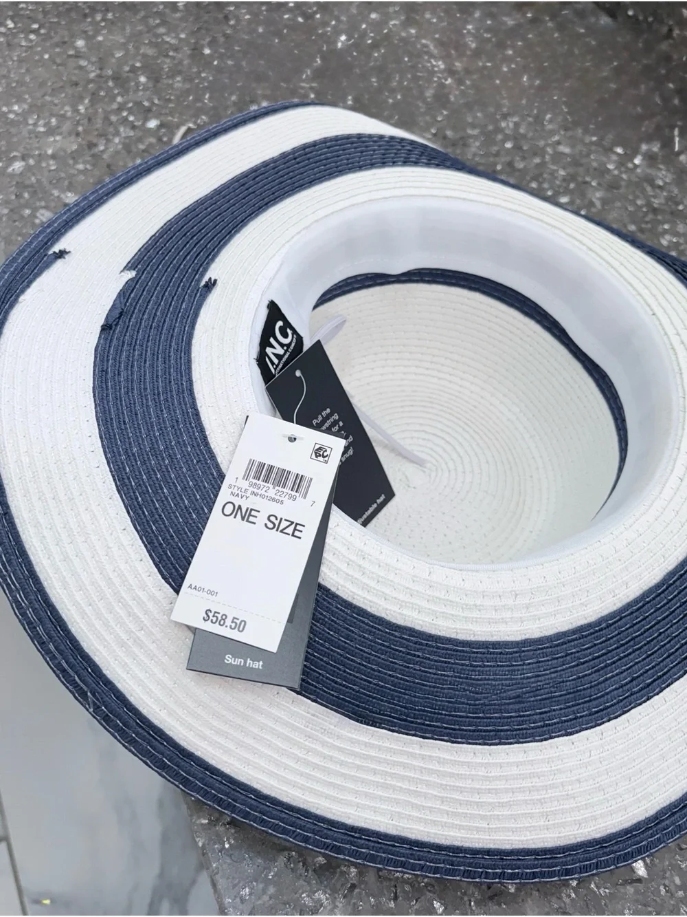 INC International Concepts Navy and White Wide Brim Straw Sun Hat Brand new